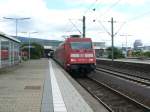 IC 2371 (Konstanz-Hamburg) mit 101 115 beim Halt in Heidelberg Hbf.