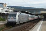 101 028-9 (800 Jahr Anhalt) ist mit dem IC 2379 Konstanz - Hamburg - Altona am 06.10.2012 in Heidelberg