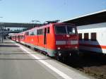 111 045-1 steht mit Fuball Sonderzug nach Sinsheim in Heidelberg Hbf am 02.04.11