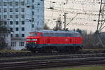 218 483-6 kommt aus den Bw gefahren und fährtin Richtung Karlsruhe Hbf.