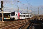 DB 429 119 erreicht als RE4 aus Frankfurt(M)Hbf kommend Karlsruhe Hbf. (16.12.2023)