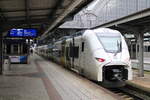 DB S-Bahn Rhein-Neckar 463 555-3 als S 38946 (S9) nach Mannheim Hbf, am 06.02.2025 in Karlsruhe Hbf.