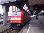 146 212-6 steht Abfahrbereit nach Stuttgart, im Karlsruher Hbf.