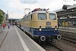 Am Nachmittag des 22.06.2019 stand E10 1239 zusammen mit der WFB 218 460-4  Conny  am Zugschluss ihres Pendelzug (Koblenz Hbf - Koblenz Lützel Museum) auf Gleis 1 im Startbahnhof und wartete auf die Ausfahrt.
