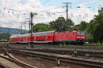 Mit einer RB 27  Rhein-Erft-Bahn  (Koblenz Hbf - Köln Hbf) fuhr am 18.06.2016 die Trierer 143 263 kurz nach dem Startbahnhof am Rangierbahnhof von Koblenz Lützel in Richutng rechter Rheinseite.