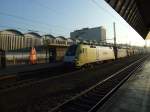 ES64 U2-014 & 421 xxx mit einem Gterzug in Koblenz.21.12.07