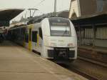 BR 460 001-1 der MittelRheinBahn (Transregio) hat den Koblenzer Hauptbahnhof aus Mainz erreicht und fhrt weiter auf der linken Rheinstrecke bis Kln/Deutz Messe
Uwe Wstenhagen, 12.04.2009