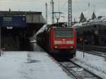 146 029-4 mit dem RE11013 aus Emmerich hat Koblenz Hbf  erreicht.Normalerweise fhrt der RE auf Gl.2Nord ein.Heute kam er auf Gl.4 rein.