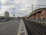 Die Bahnsteige 2 und 3 neben den Lhr Center in Koblenz Stadtmitte; 24.04.2012