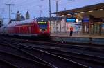 Einfahrt in Koblenz Hbf, am Abend des 2.2.2014 fährt ein RE1 Zug aus Saarbrücken auf Gleis9 ein.