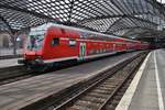 RB27 (RB12523)  Rhein-Erft-Bahn  von Rommerskirchen nach Koblenz Hauptbahnhof verlässt am 16.8.2017 den Kölner Hauptbahnhof.