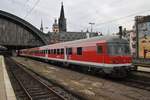 RE9 (RE11591)  Rhein-Sieg-Express  nach Siegen fährt am Morgen des 2.7.2017 in den Kölner Hauptbahnhof ein.