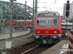 S-Bahn STW nach Kln Nippes bei der Einfahrt Kln Hbf.