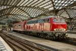 218 319-4 mit Sonderzug nach Willingen in Köln Hbf, am 18.06.2022.