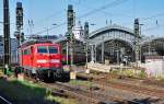 111 014-7 Ausfahrt vom Klner Hbf in Richtung Hohenzollernbrcke - 21.09.2010