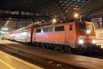 Die 111 152-5 heute mal mit dem RE1 von Aachen nach Paderborn in Kln HBF am 04.01.2012