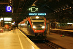 Während es draußen in Strömen schüttete, blieb der Fotograf in der Bahnhofshalle des Kölner Hauptbahnhofs trocken.