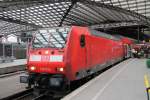 Hier steht 146 024 mit ihrem RE 1 nach Paderborn am 21.12.13 im Kölner Hbf.