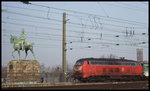 218133 fährt am 12.3.1997 um 15.20 Uhr mit einem RE aus Köln Deutz kommend in den HBF Köln ein.