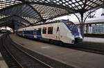 9442 361-3 fährt am Abend des 1.7.2017 als RB48 (RB32487)  Rhein-Wupper-Bahn  von Wuppertal-Oberbarmen nach Köln Hauptbahnhof in den Zielbahnhof ein.