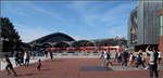 Am Kölner Hauptbahnhof -    Fußgängerbereich zwischen Dom, Hauptbahnhof und Museum Ludwig.