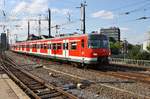 420 436-8 fährt am 25.05.2019 als S12 von Köln-Ehrenfeld nach Hennef(Sieg) in den Kölner Hauptbahnhof ein.