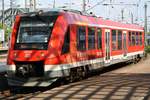 620 026-4 fährt am 25.05.2019 als RB24 (RB11435)  Eifel-Bahn  von Köln Messe/Deutz nach Kall in den Kölner Hauptbahnhof ein.