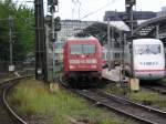 Eine schmutzige 101 139-4 mit IC in Kln Hbf am 09.07.2006