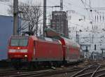 146 006 mit dem RE11016 nach Emmerich bei der Einfahrt in Kln Hbf