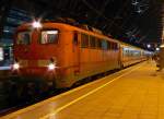 115 205-7 mit einem aus Emden in Kln Hbf endenden IC an Gleis 7 am 02.01.2011