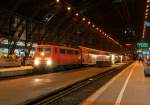 111 015 mit RE 10923 Aachen Hbf - Betzdorf(Sieg) am 24.11.2012 im Klner Hbf.