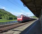 Bahnlogistik24 GmbH 120 201-9 (9180 6120 201-9 D-BLC) mit einem Getreidezug aus Tschechien im Bahnhof Königstein am 31.5.2020