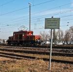  Besteigen von Wagen und Laden offener Wagen im Ladegleis verboten , dazu das Seetalkrokodil De 6/6 15301 am 12.