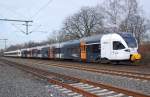 Am Sonntagmittag den 13.2.2011 durchfhrt der Zug der RE 13 auf seinem Weg nach Venlo Nl den Bahnhof Korschenbroich.
