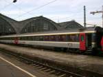 1.-Klasse-Wagen der SBB steht am 08.11.08 eingereiht in den Ersatz-IC nach Frankfurt(M) im Startbahnhof Leipzig.