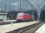 101 040-4 steht mit IC 2440 zur Fahrt nach Kln Hbf in Leipzig Hbf bereit.