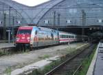 101 087  Packendes Sdafrika  steht am 08.Juli 2012 mit dem IC 1954 nach Stuttgart Hbf im Leipziger Hbf.