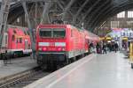 Die 143 928-0 kam am 17.10.2013 nach der Ankunft mit dem RE 26027 aus Halle(Saale)Hbf in Leipzig Hbf an, man hat in der Matrix schon die Rckfahrt eingestellt.