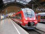 442 117 glänzt in Leipzig Hbf vor sich hin - auf dem Weg als RE50 nach Dresden.