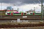 Drei BR 650 (Stadler Regio-Shuttle RS1) der Erfurter Bahn GmbH (EB) als EB 81034 (EB22) von Blankenstein(Saale) und EBx81018 (EBx 13) von Hof Hbf erreichen ihren Endbahnhof Leipzig Hbf auf Gleis 6. [31.10.2017 | 13:05 Uhr]