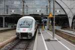 IC Stw in Leipzig Hbf auf dem Weg nach Frankfurt (Main) Flughafen Fernbahnhof, Schublok ist 101 048-7.