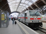 Einfahrt 146 571-5 aus Norddeich Mole als IC 2037  am 07. Mai 2016 auf Gleis 15 des Leipziger Hauptbahnhofes.

