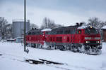 218 498-4 und 218 402-6 beim rangieren im winterlichen Lindau.