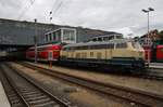 218 460-4 hat am Nachmittag des 25.6.2017 mit dem RE83 (RE21627) von Kiel Hauptbahnhof den Lübecker Hauptbahnhof erreicht.