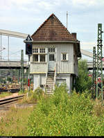 Blick auf das mechanische Stellwerk Lp, Bauart Jüdel, einheitsähnlich, des Fahrdienstleiters (Fdl) in Lübeck Hbf.