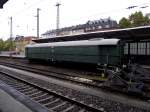 Ein alter DR Postwagen steht in Mainz Hbf am 30.10.12