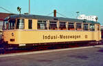 Als diese Aufnahme 1981 im Hbf. Mannheim entstand, war der Indusi-Messwagen 724 002 noch  im Dienst 