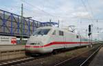 401 089 Einfahrt mit ICE 572 nach Stuttgart in den Mannheimer Hbf.