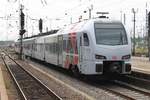 Am 05.06.2017 wird 429 120 als RE14 nach Mainz in Mannheim Hauptbahnhof auf Gleis 2 bereit gestellt.