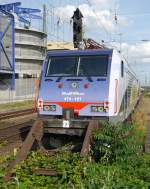 474 101 mit Zugschlussschilder und 474 103 der RailOne aus Italien, abgestellt im Mannheimer Hbf. (23.06.12)